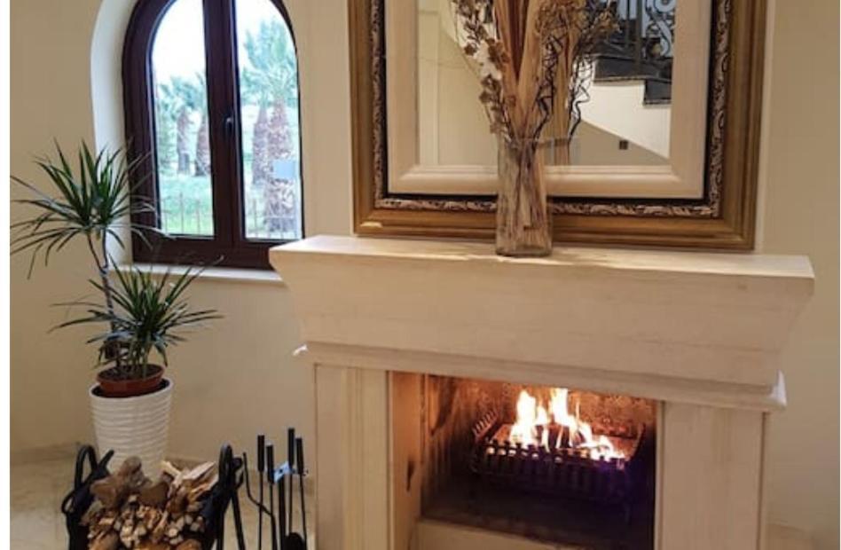 Larnaca Mansion Ideal For 3 Families Or More Εξωτερικό φωτογραφία