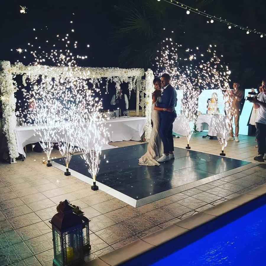 Larnaca Mansion Ideal For 3 Families Or More Εξωτερικό φωτογραφία