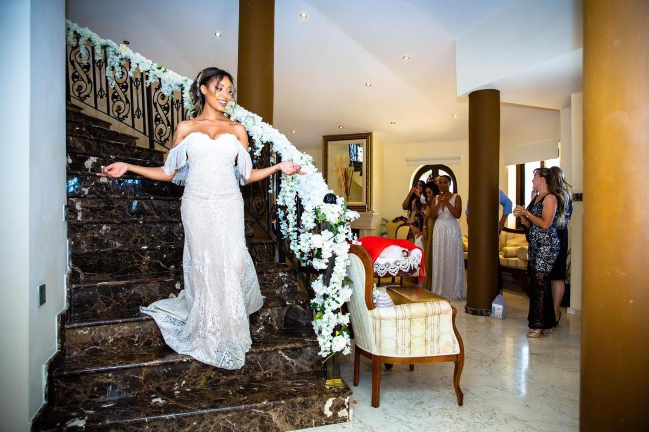 Larnaca Mansion Ideal For 3 Families Or More Εξωτερικό φωτογραφία